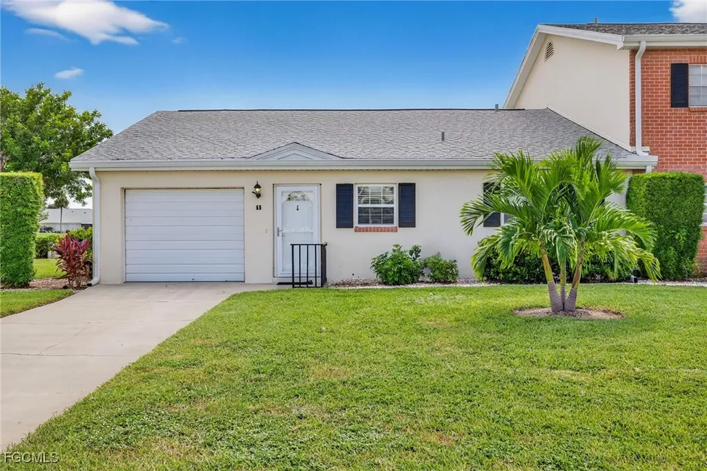Myerlee Country Club Estates North Condo