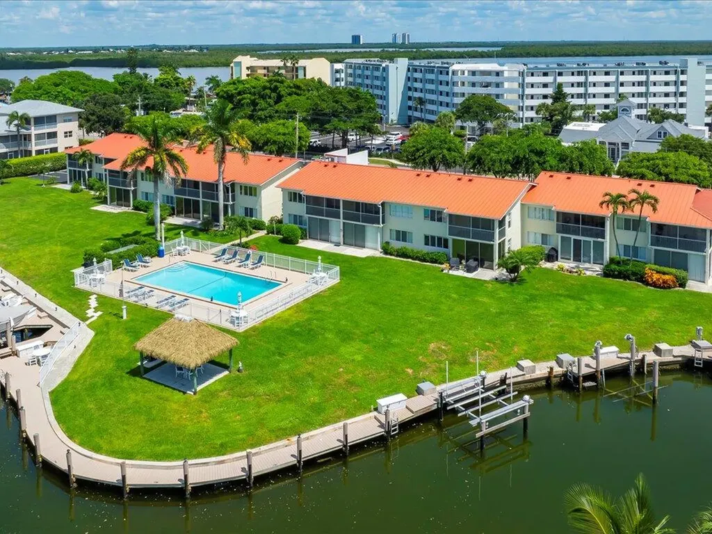 Marco Vista Condo Inc