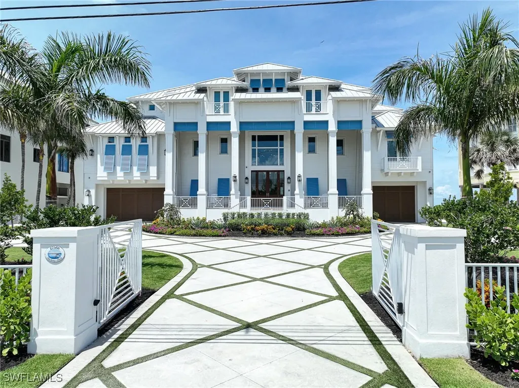 Bonita Beach