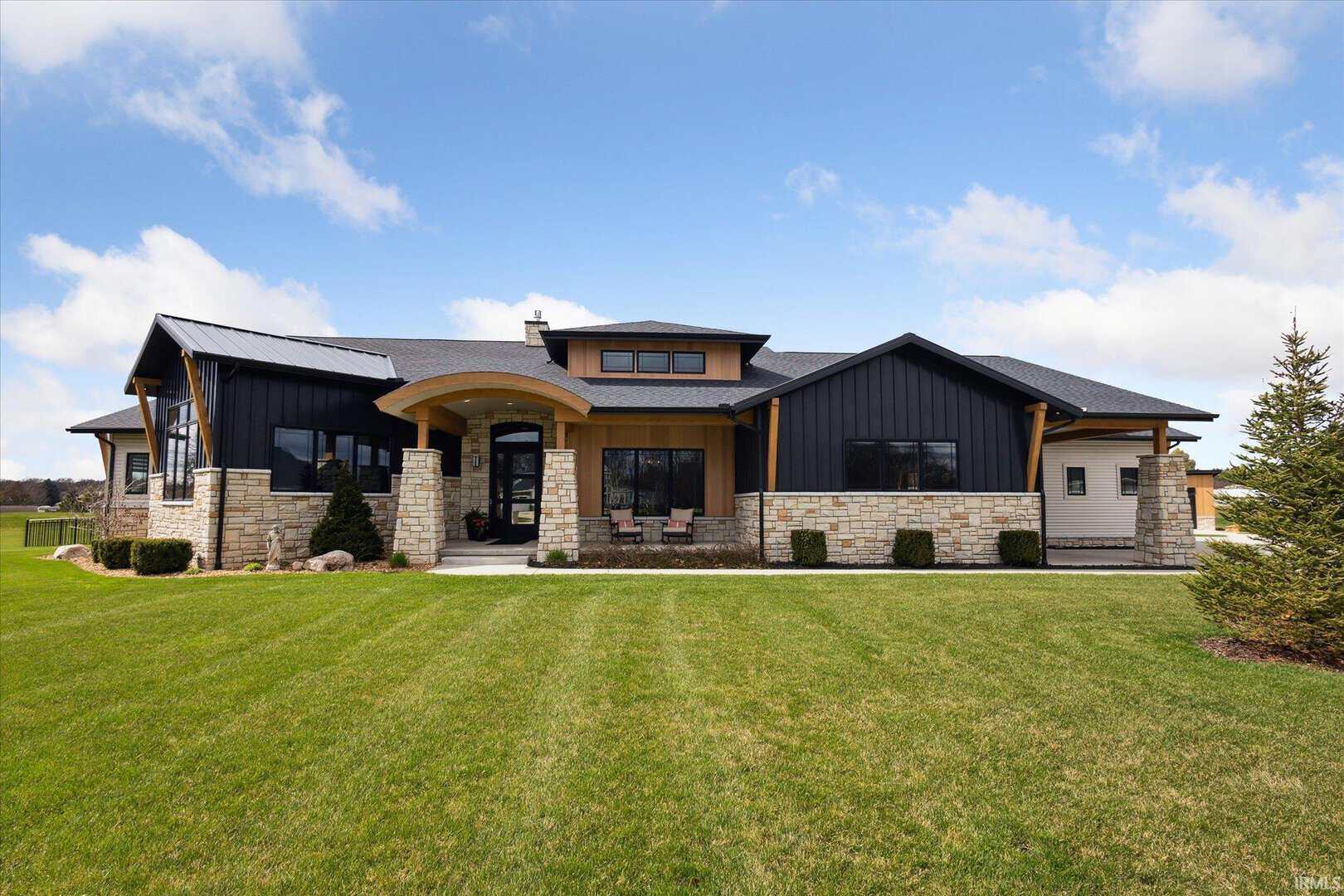 Luxury Homes in Granger IN