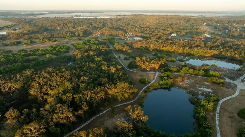 Sarasota (East of I75) Real Estate