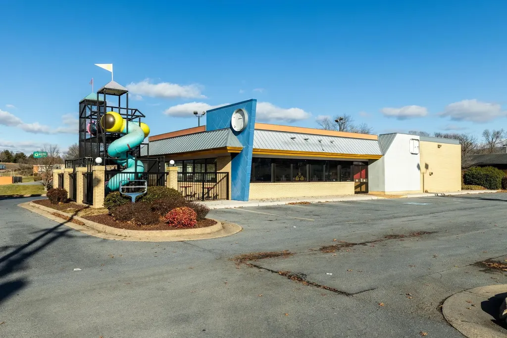Commercial Lease