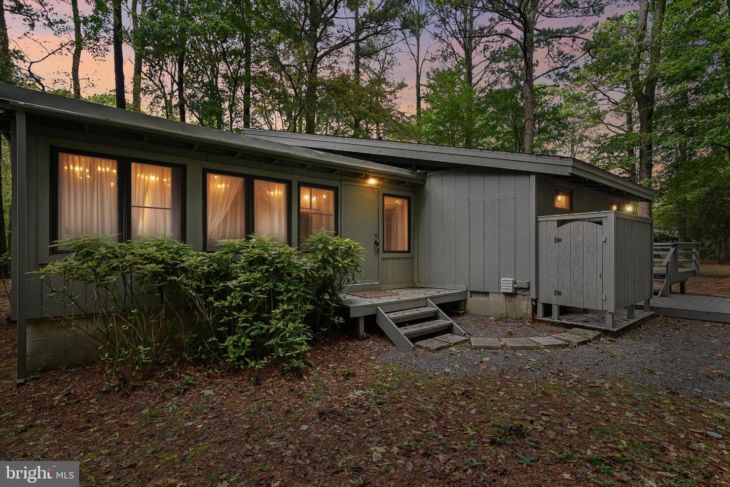Under $1M