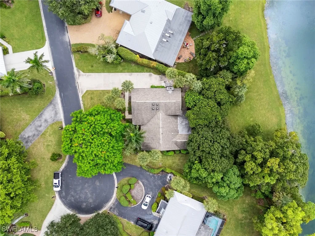 Naples Bath and Tennis Club