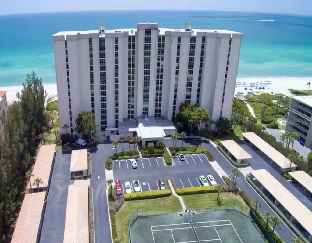 Veranda Beach Club