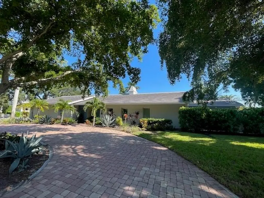 Bird Key vacation rentals