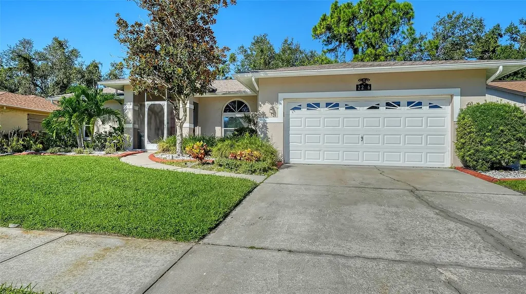 Colonial Oaks vacation rentals