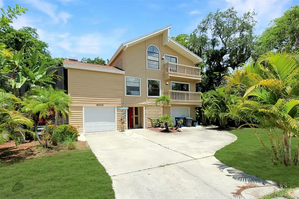 El Conquistador vacation rentals