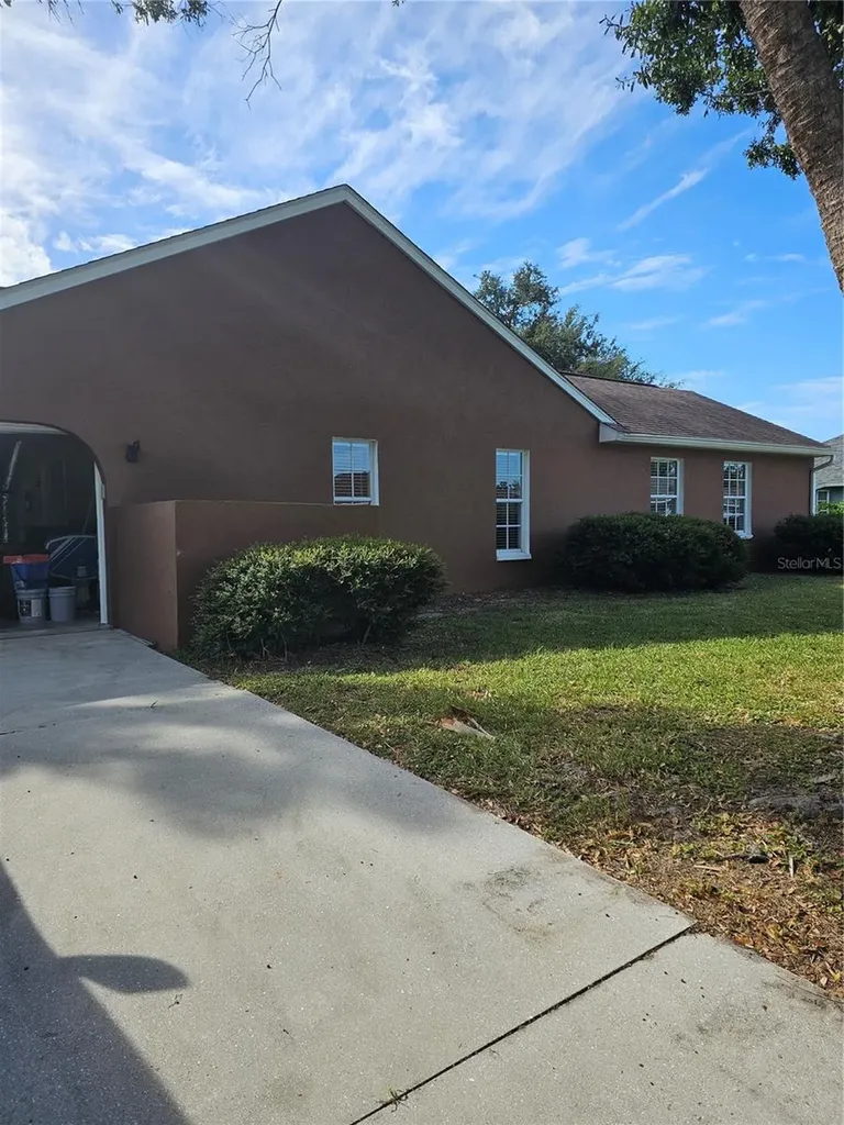 Lake Of The Woods Of Jacaranda vacation rentals