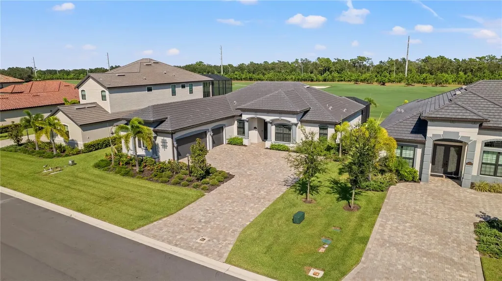 Lakewood National Golf Club vacation rentals