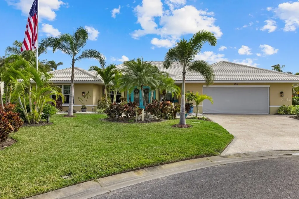 Plantation Golf And Country Club vacation rentals