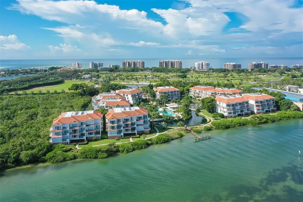 Tangerine Bay Club vacation rentals