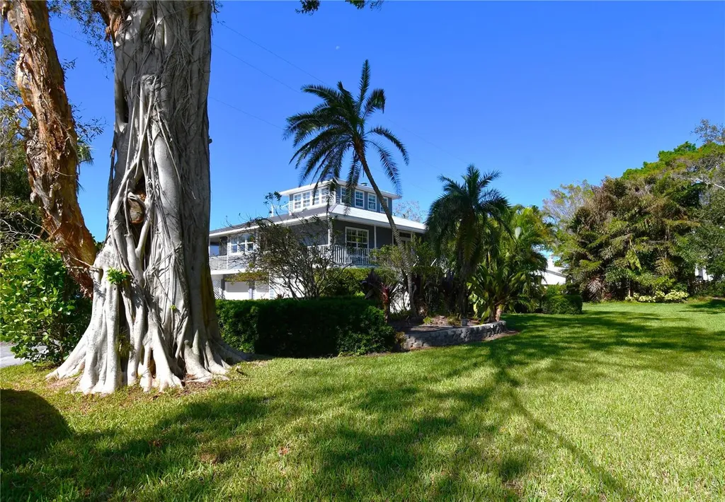 Whitfield Estates vacation rentals