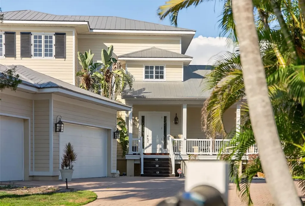 Listings for Maria Beck