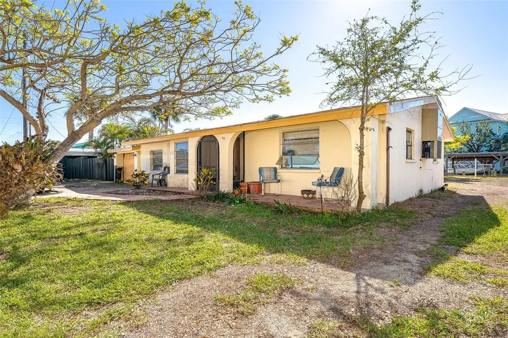 Listings for Robert Stobaugh