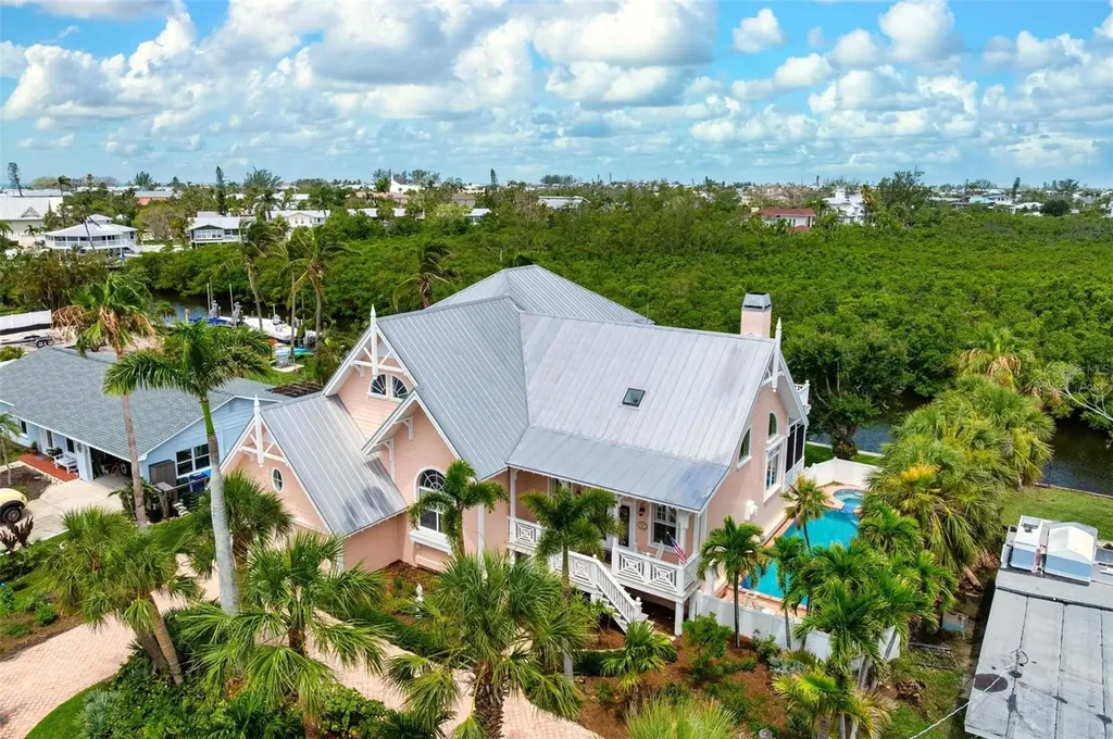 Listings for Roberta Banan
