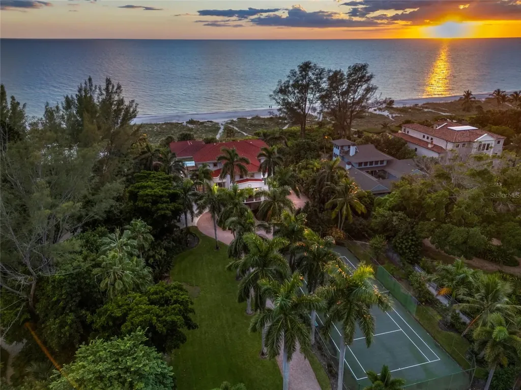 Listings for Stephen Walter