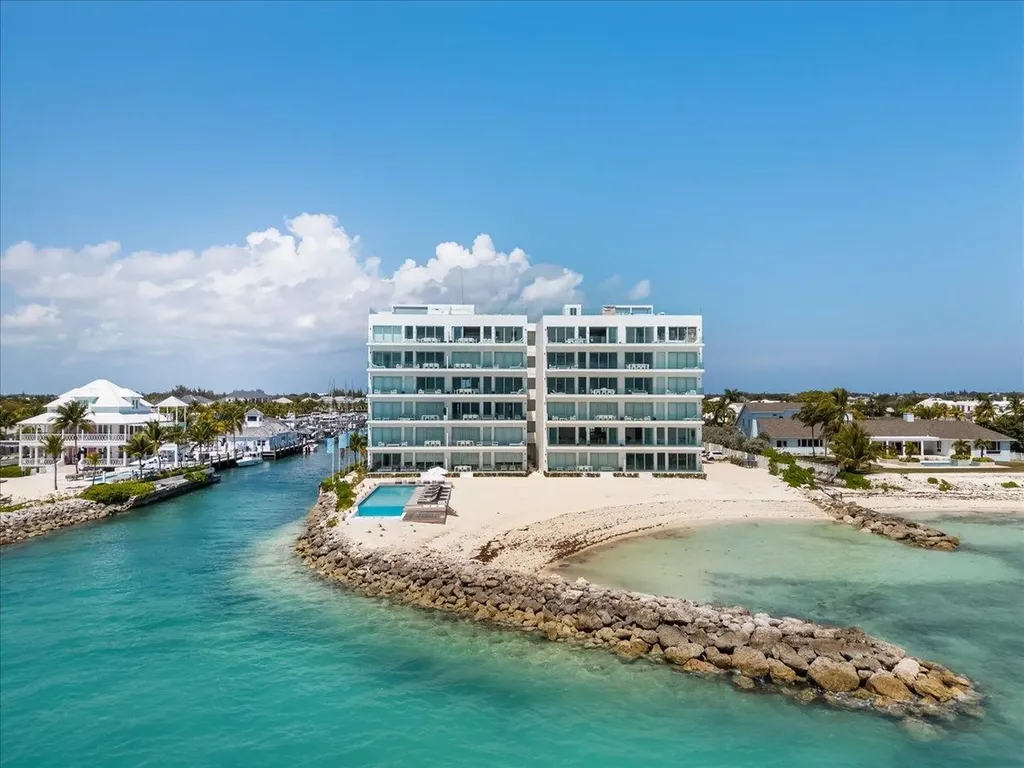 Palm Cay