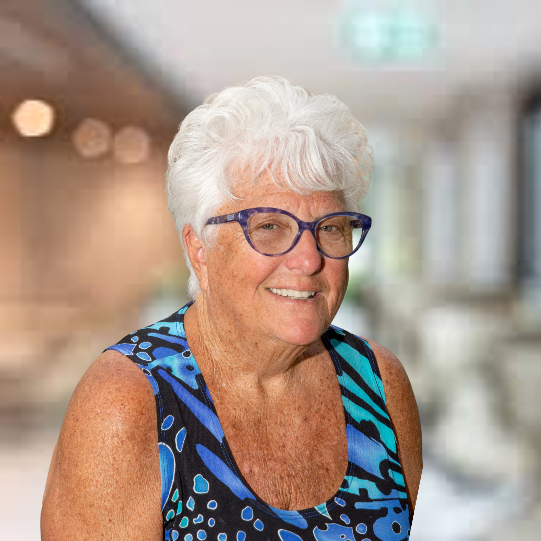 Lynne Holcomb