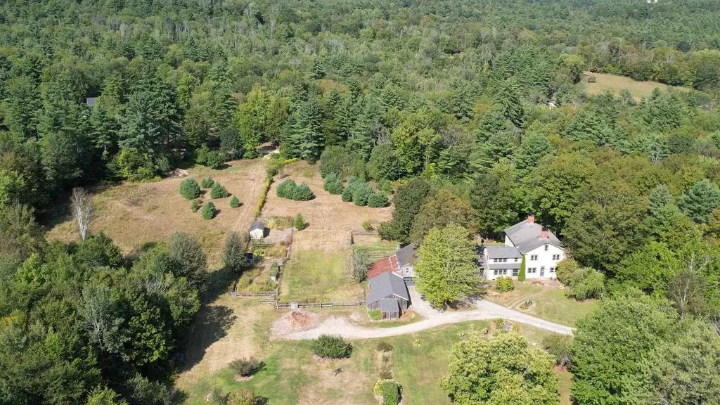 Deerfield Homes with 3+ Acres