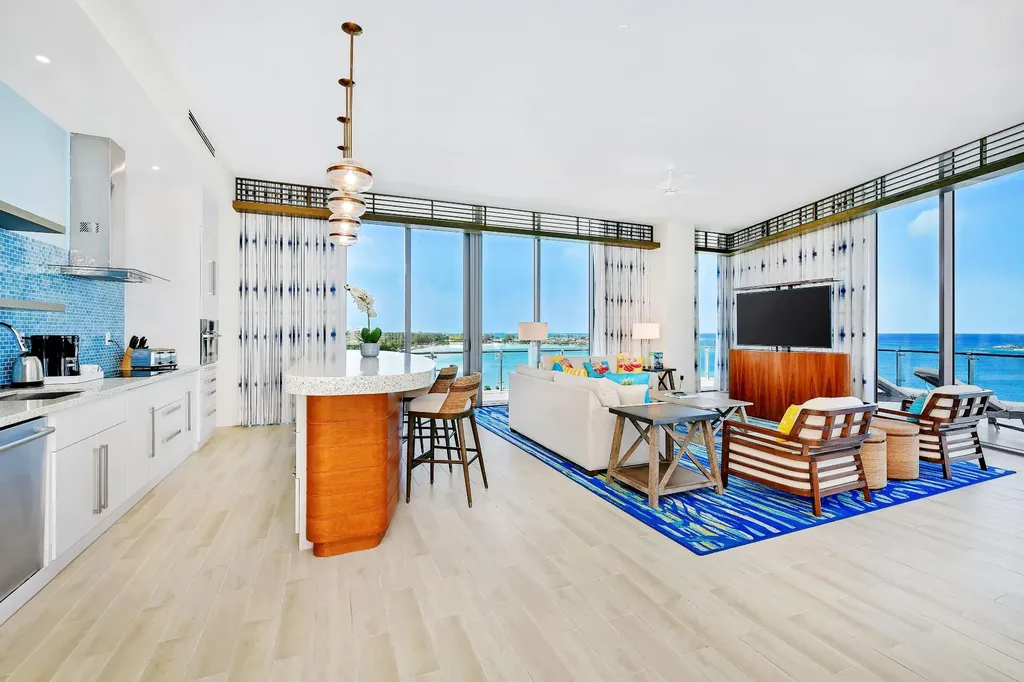 Hotel Condos