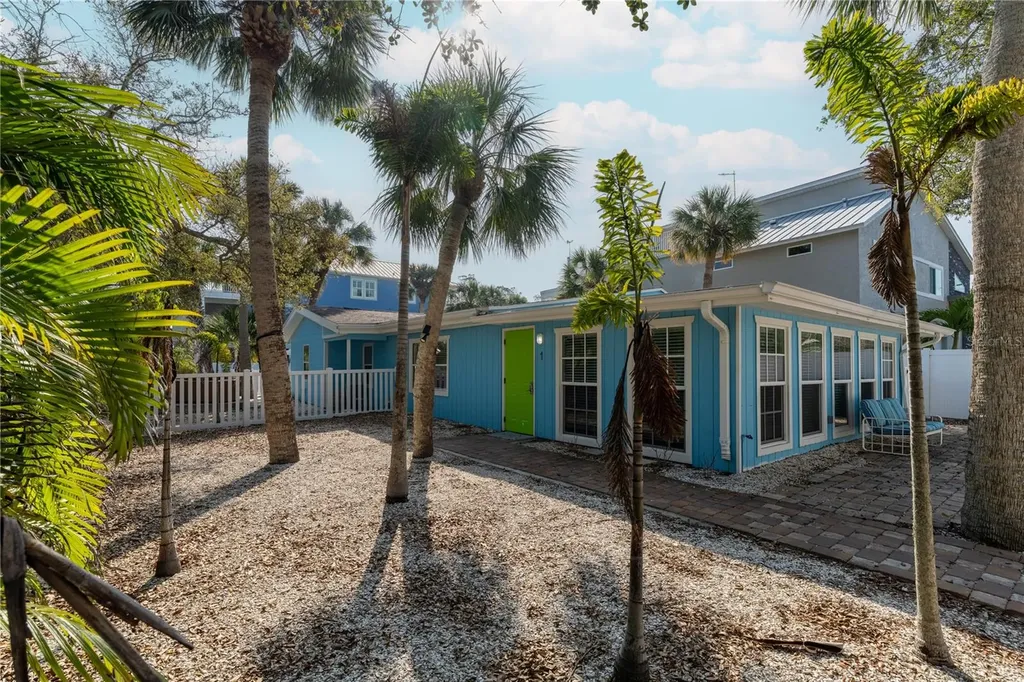 Listings for Daniel DeSoto
