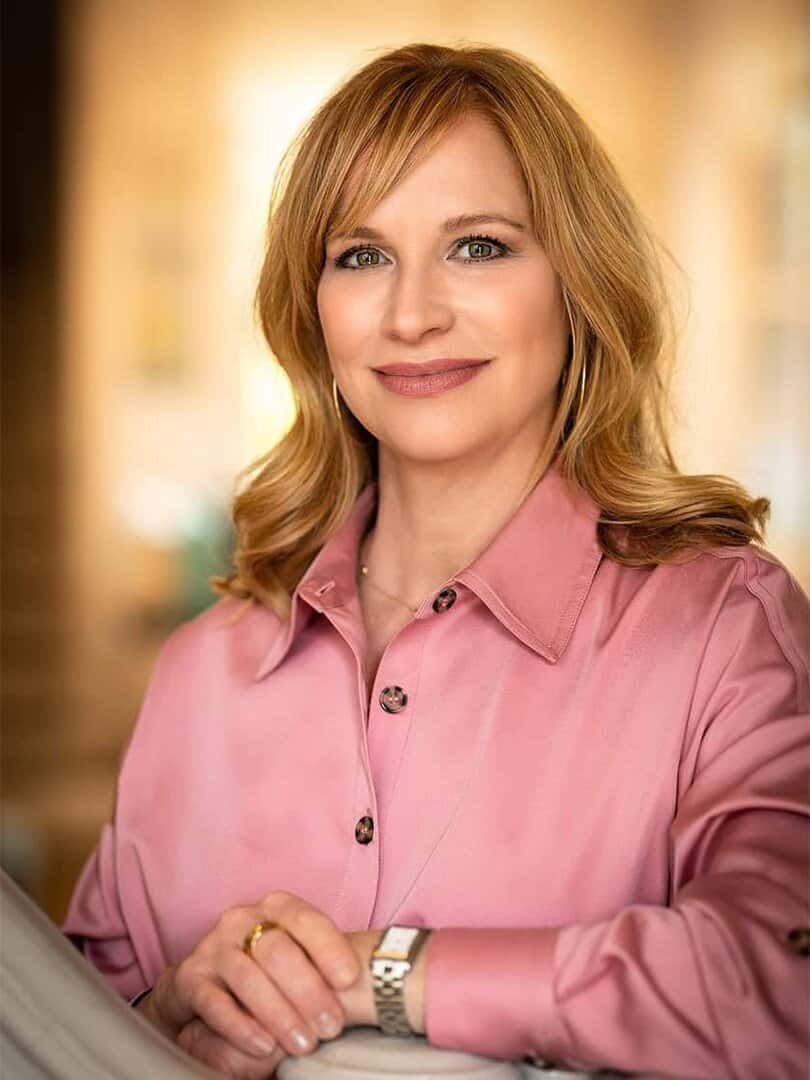Sylvia Scott