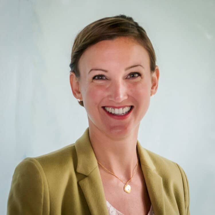 Amelia Larsen Curti