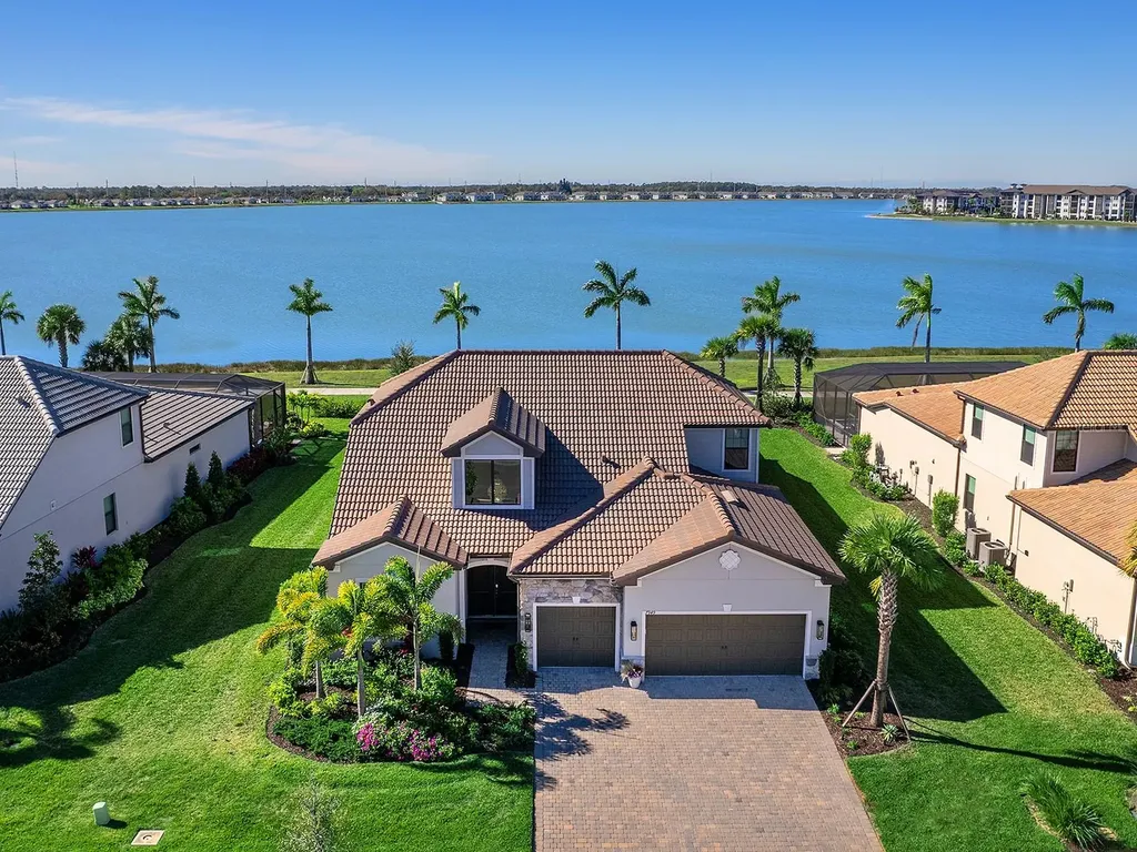 Waterside - Kingfisher Estates