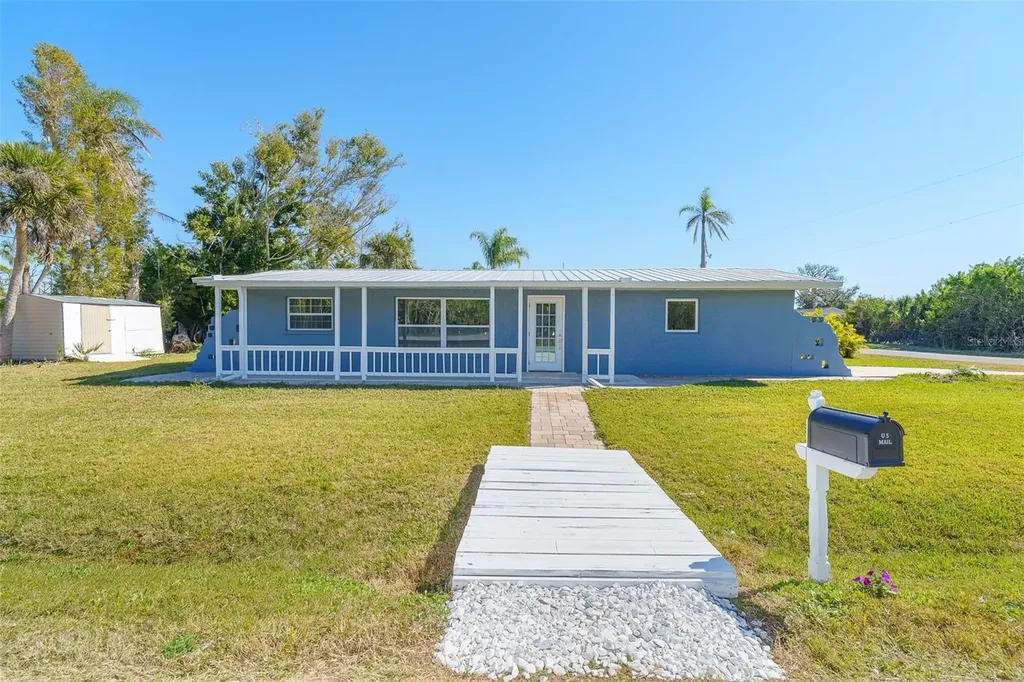 Listings for Chloe Yacyk