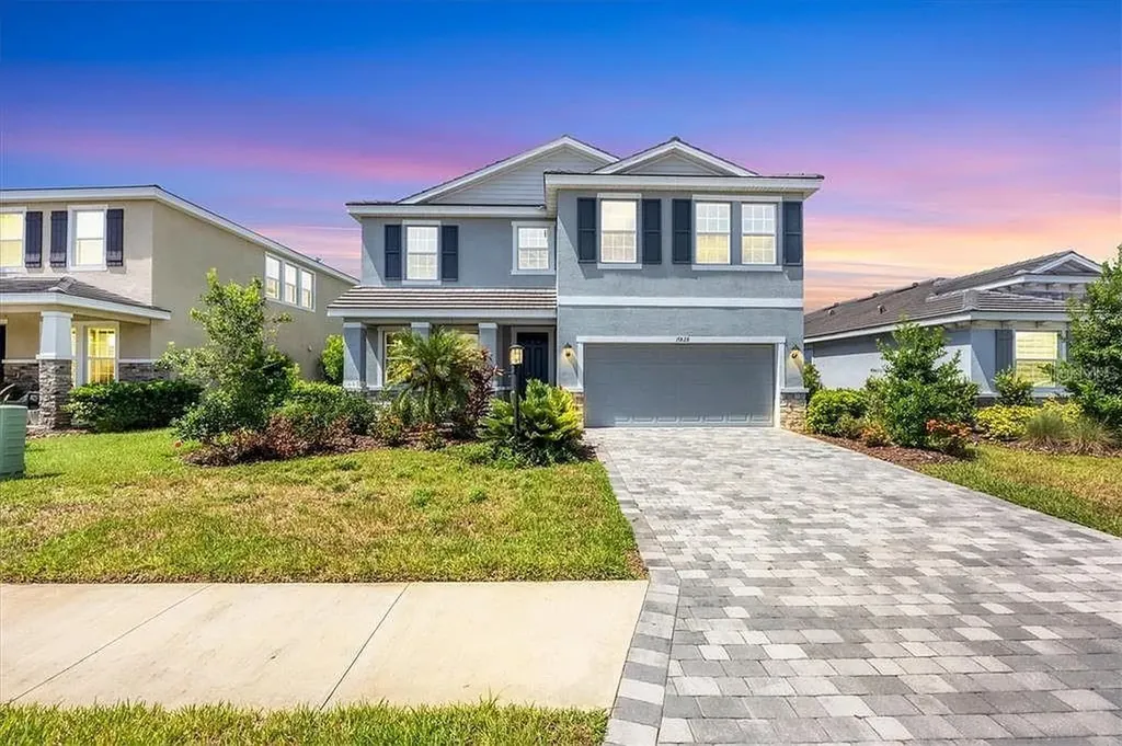 Listings for Deanna Kennedy