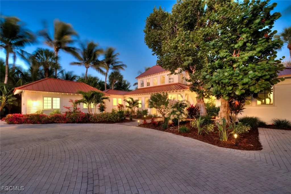 Pending and Under Contract Properties in Captiva, FL