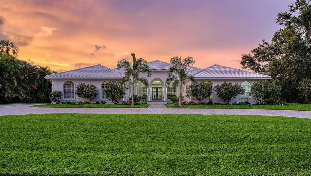 Listings for Kelly Sallee