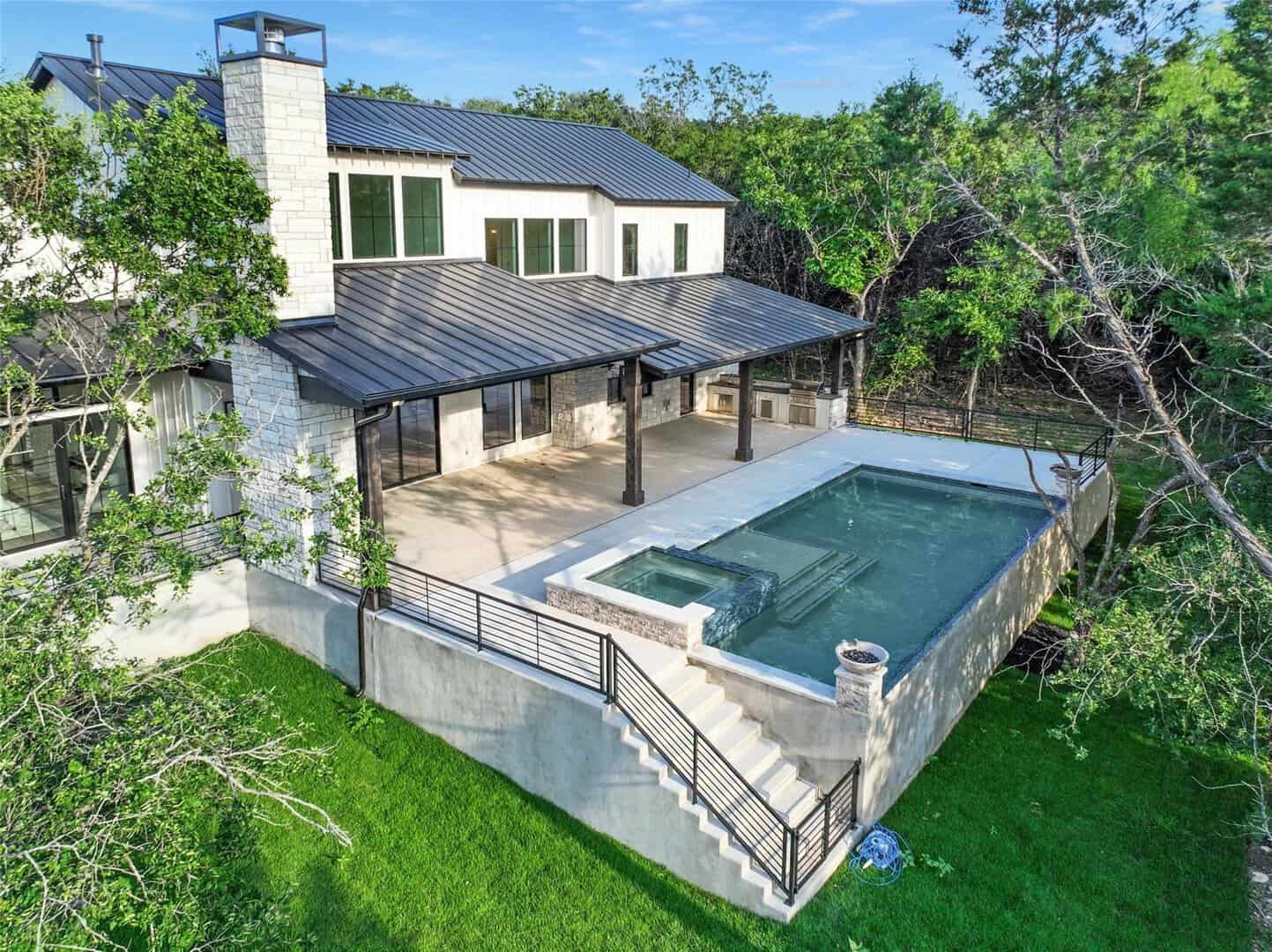 Guadalupe River & Comal River Luxury Waterfront Homes