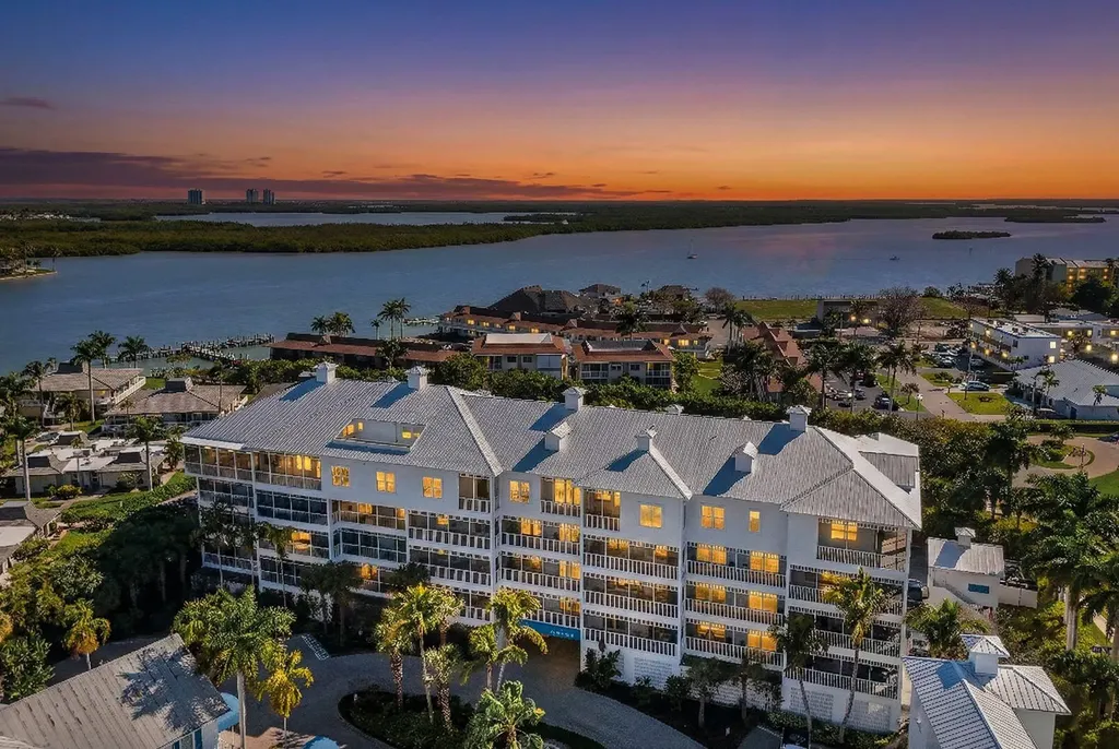 Marco Cat Penthouses A Condo