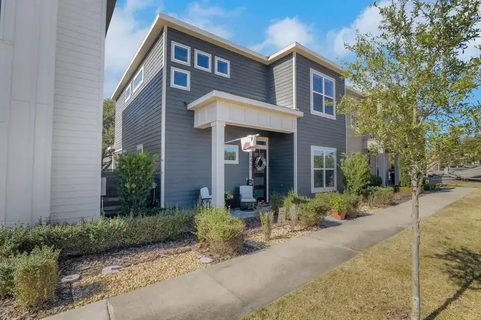 Gainesville Association Amenities