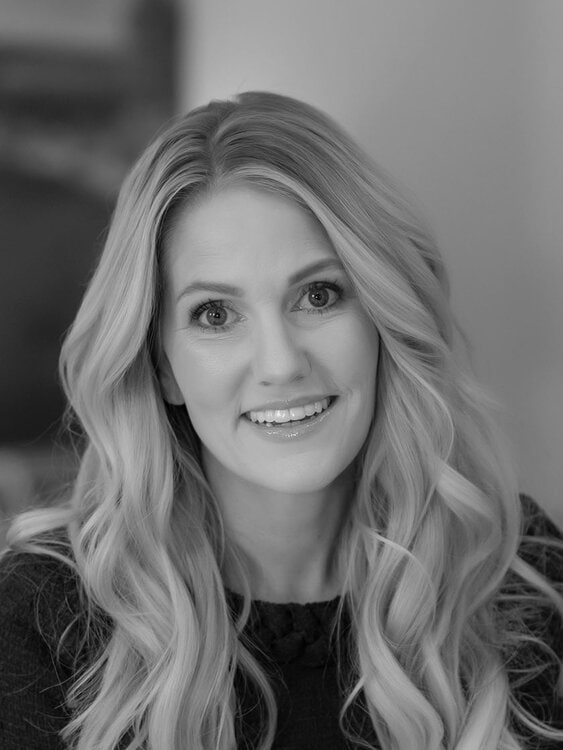 Jennifer Bell