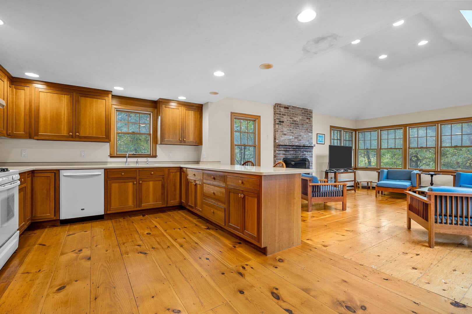 $750K-$1M