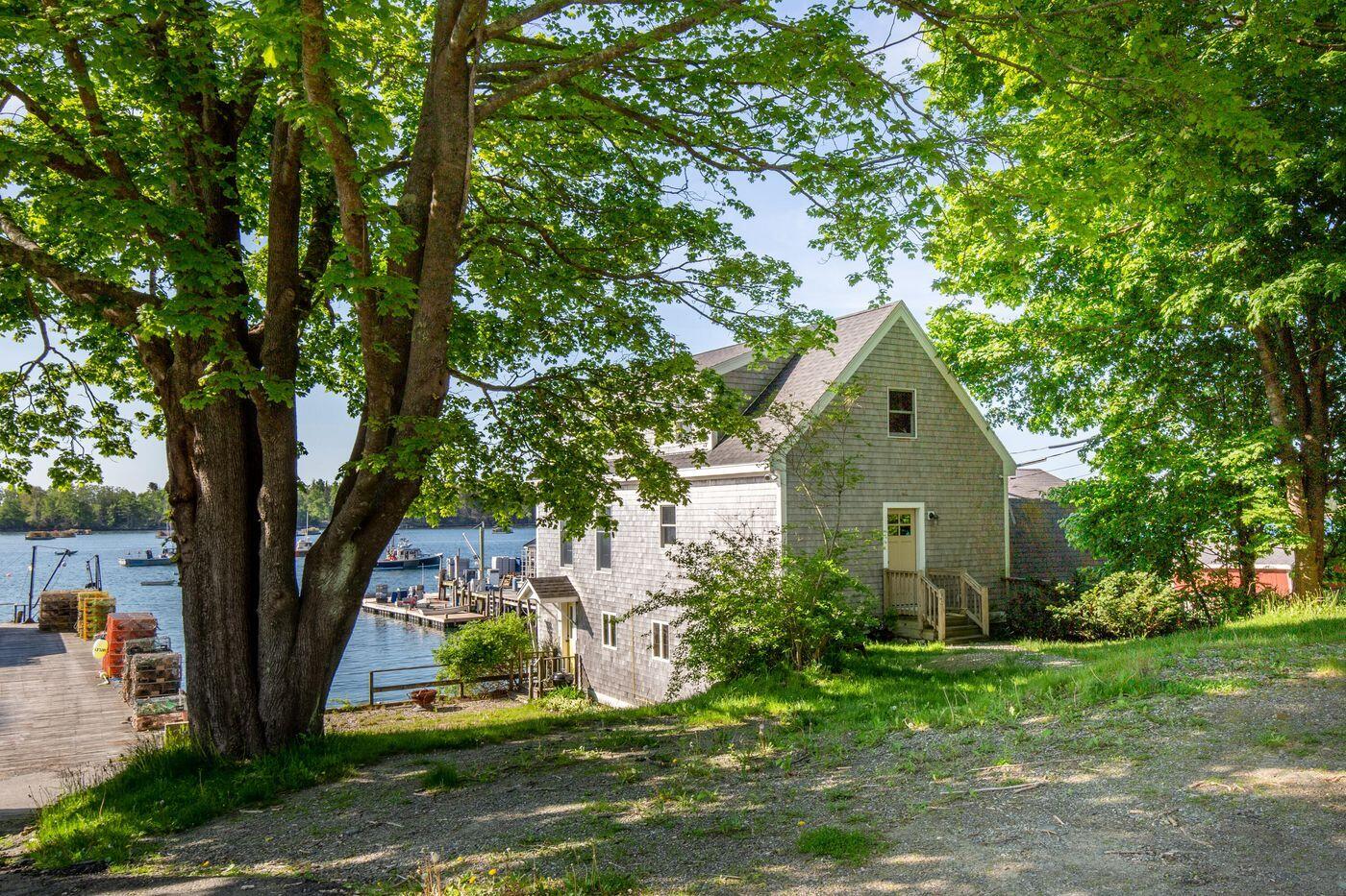 Coastal Properties in Friendship ME