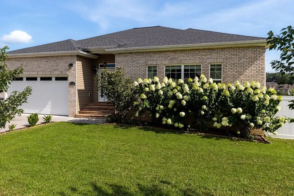 Active Homes Under $700K in Harrisonburg