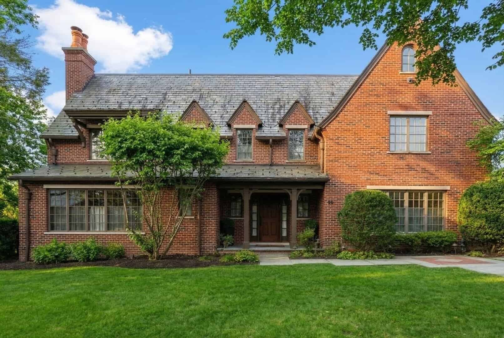 Listings for Robin Allen