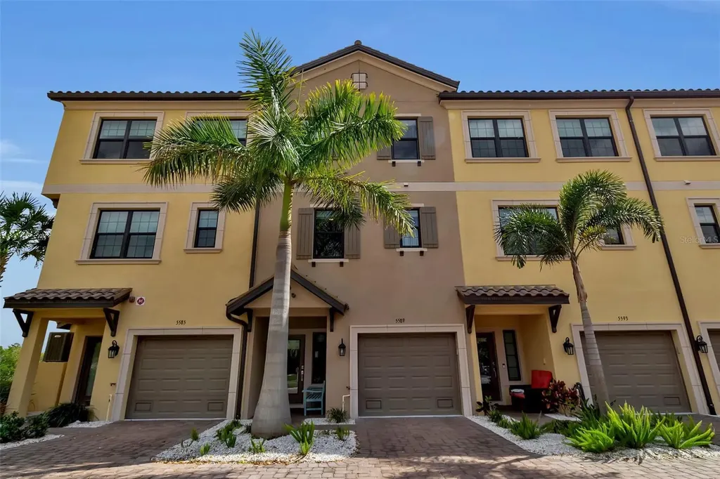 Listings for Evan Danzig