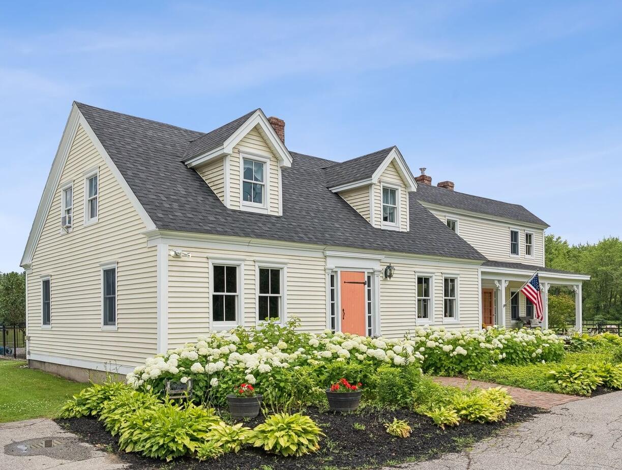 Equestrian Properties with Barns