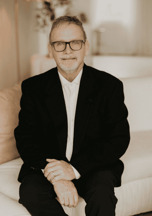 Gregory Hayes