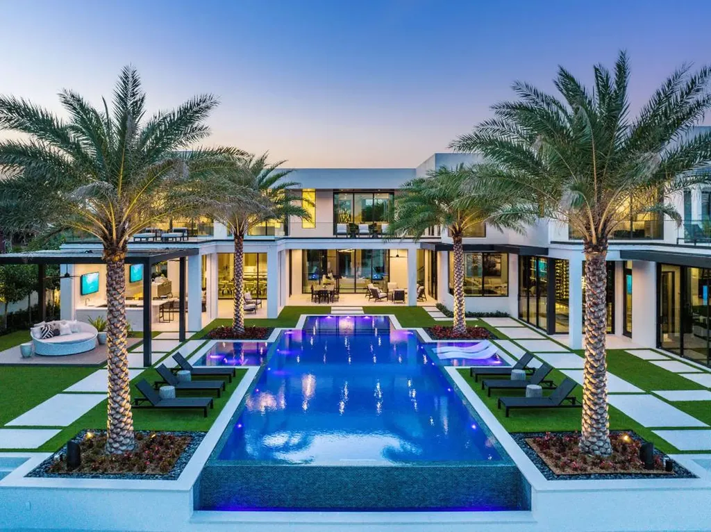 Luxury Homes for Sale in Boca Raton FL