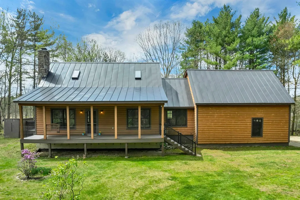 Henniker single-family homes
