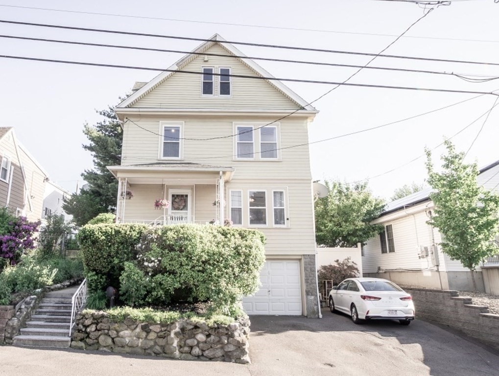 Listings for Julianna Rodriguez