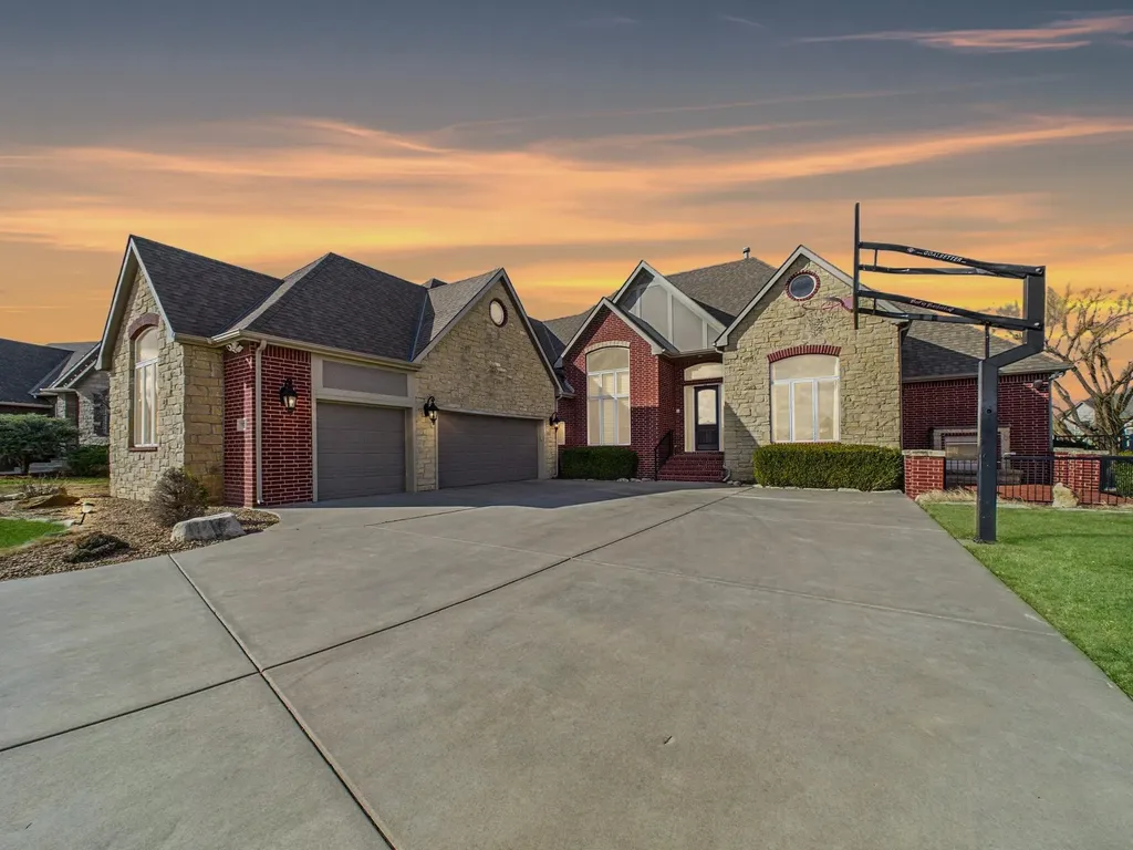 Luxury Homes