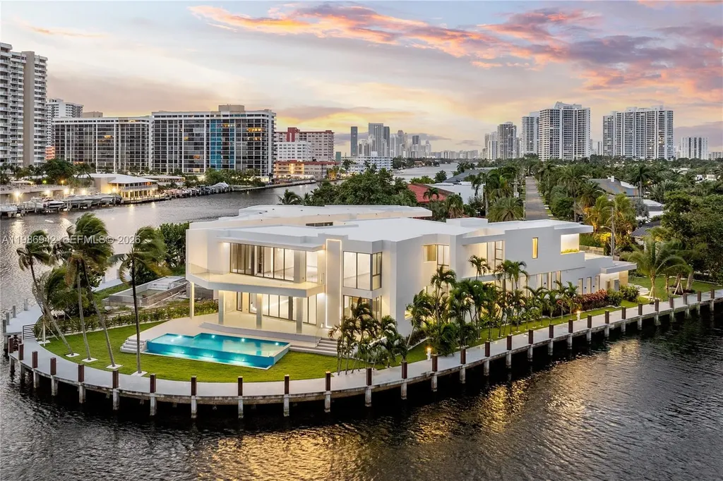Hallandale Beach