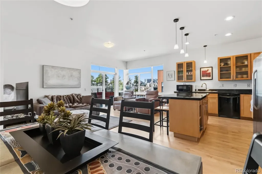 Listings for Justin Rosenthal